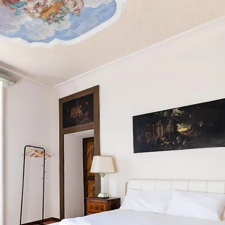 Historical Dwelling In Palazzo Terzi *