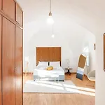 Historical Dwelling In Palazzo Terzi *