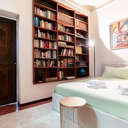 Historical Dwelling In Palazzo Terzi *