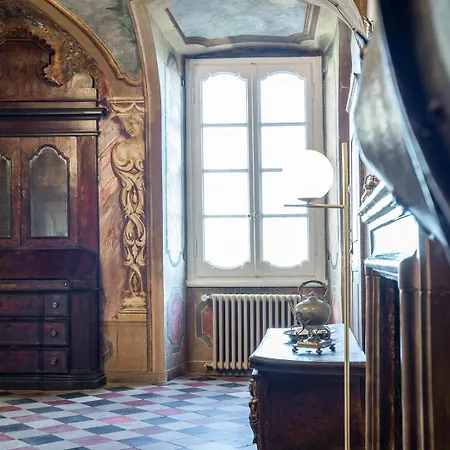 Historical Dwelling In Palazzo Terzi * Bergamo