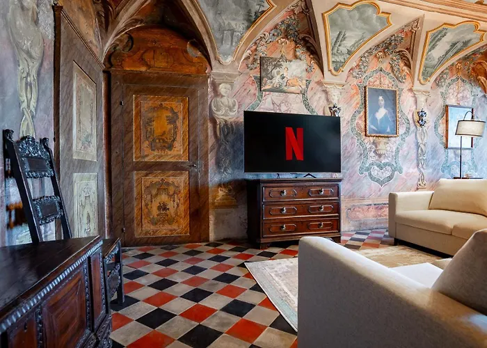 Вілла Historical Dwelling In Palazzo Terzi *