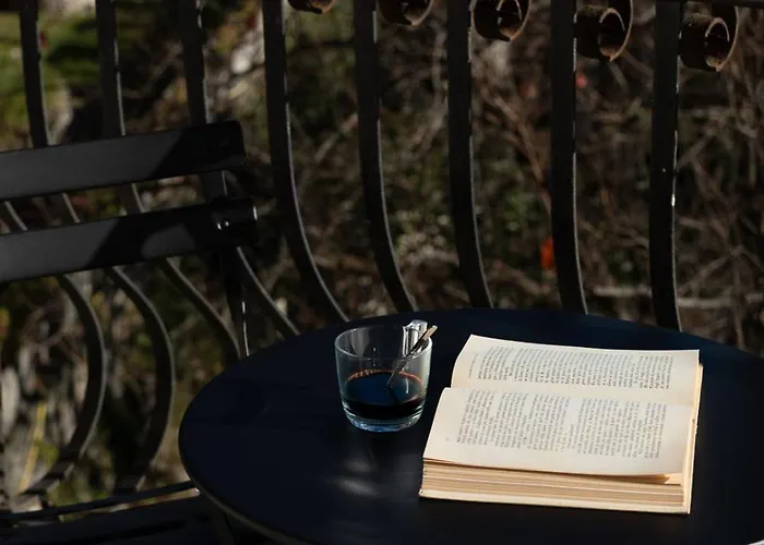 Historical Dwelling In Palazzo Terzi Бергамо