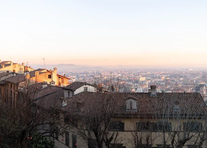 Historical Dwelling In Palazzo Terzi Βίλα Μπέργκαμο