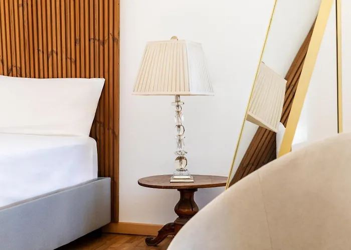 Historical Dwelling In Palazzo Terzi