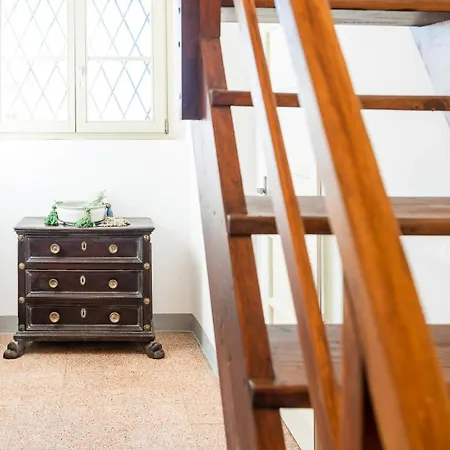 Вилла Historical Dwelling In Palazzo Terzi Бергамо