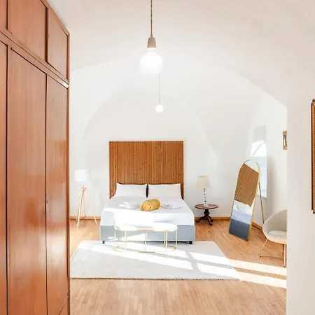 Historical Dwelling In Palazzo Terzi *