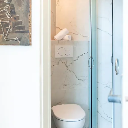 Historical Dwelling In Palazzo Terzi Бергамо